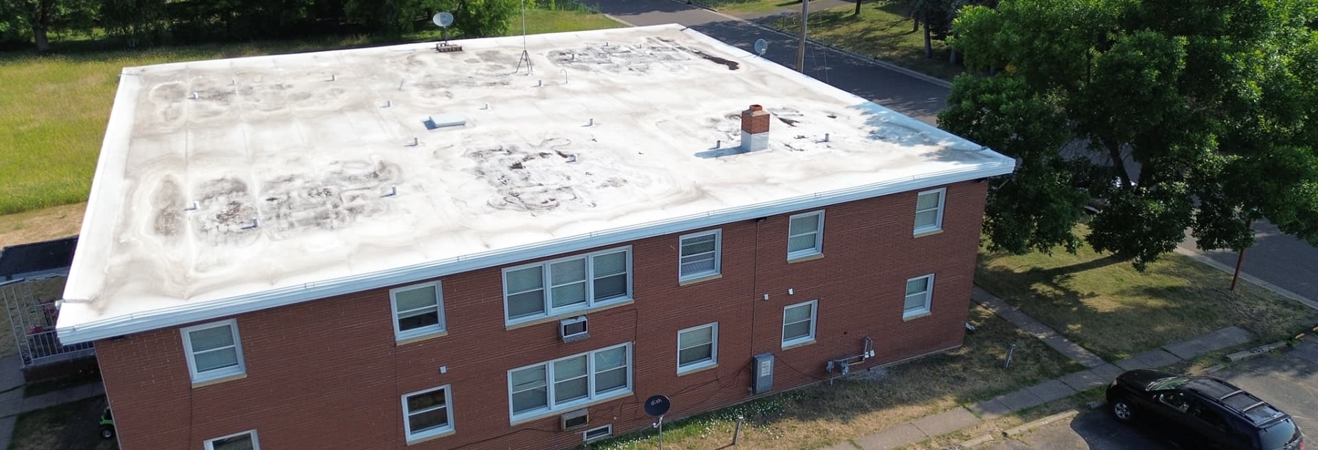 Flat roof on a multifamily condominium building